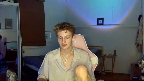 stoopidtwink  03-01-2022
